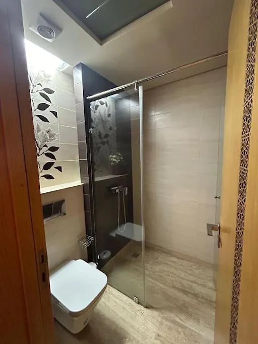 Cozy Elegant Villa In Downtown Agadir